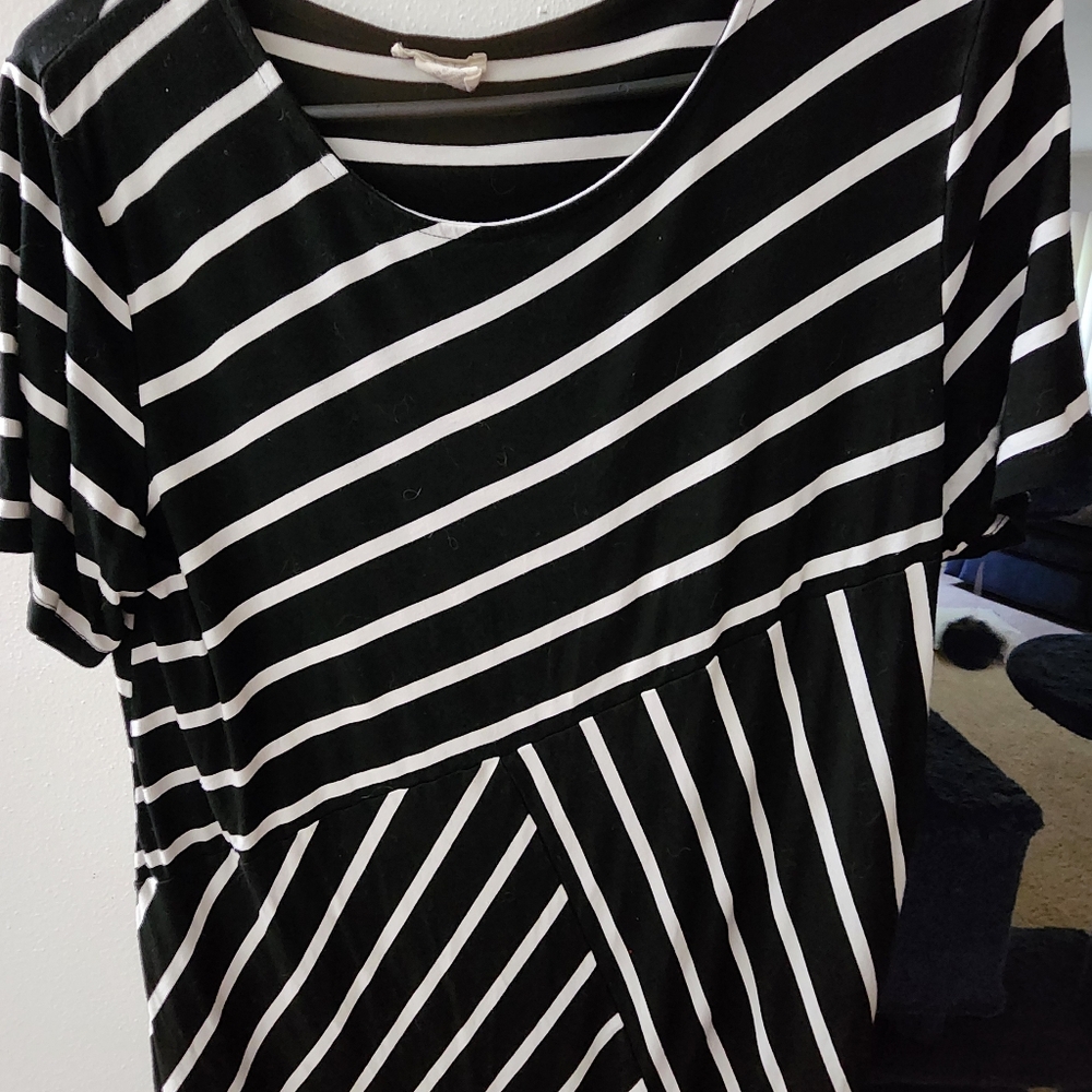 XL Black and White Stripes Blouse